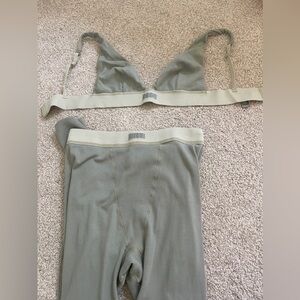 SKIMS stretch cotton rib leggings and cotton rib plunge bralette